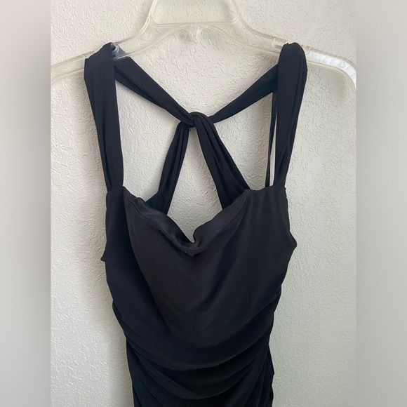 NWOT, Laundry by Shelli Segal Women’s Twist Body-Con Black Cocktail Dress Size 4 - Picture 2 of 12